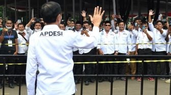 Aparatur Desa Dukung Jokowi Tiga Periode, DPR: Harusnya Kemendagri Menegur APDESI