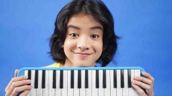 Rilis Lagu Hati Gembira, Penyanyi Cilik Haykaal Isi Sendiri Bagian Gitar, Drum dan Piano