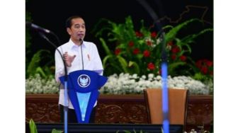 Presiden Jokowi Sebut Harga BBM Negara Lain Sudah Naik Jauh: Kita Tahan Terus, Subsidi Membesar