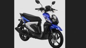 Cat Seru Kontras Metallic untuk Yamaha X-Ride Terbaru