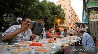 Ramadhan di Mesir: Tradisi Maidaturrahman, Buka Puasa Gratis di Jalan Utama Kairo