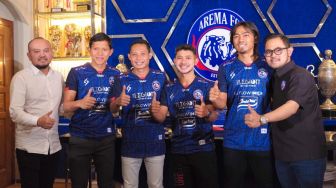 Presiden Arema FC Resmi Perkenalkan 4 Pemain Baru Kloter Pertama, Target Juara!