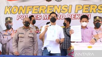 ASN di Bekasi "Dikandangi" di Sel Tahanan karena Diduga Korupsi Dana Desa Ratusan Juta Rupiah