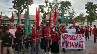 Tolak Jokowi 3 Periode dan Demo Kenaikan Harga Sembako, IMM Geruduk DPRD Sumbar