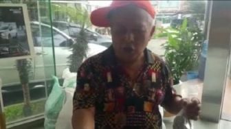 Profil Haji Endang, Bos Jembatan Perahu yang Beli Pajero Pakai Uang Koin Recehan