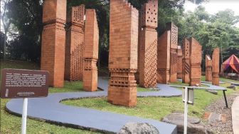 Cocok Buat Ngbuburit, Main Yuk ke Art Jakarta Gardens di Hutan Kota GBK
