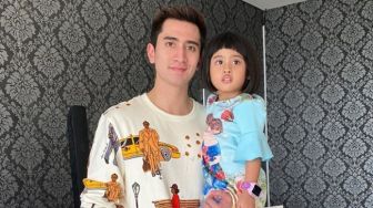 Momen Verrell Bramasta Main Bareng Vania Athabina Bikin Iri: Jadi Pengin Punya Abang!