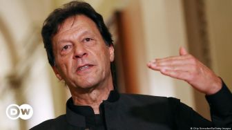 MA Tolak Pembubaran Parlemen Pakistan, Imran Khan Terancam Lengser