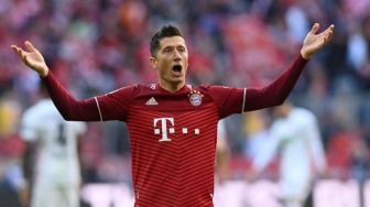 Gol Penalti Lewandowski Bantu Bayern Munich Taklukkan Augsburg