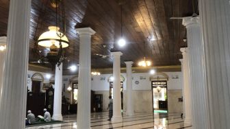 Kisah Salah Arah Kiblat dan Karomah Syekh Nawawi al-Bantani di Masjid Jami An Nawier Pekojan