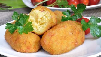 Resep Kroket Kentang Isian Daging Ayam, Bisa untuk Menu Takjil