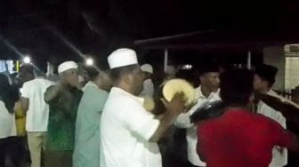 Tradisi Hadrat di Ambon, Bangunkan Warga Muslim Sahur saat Ramadhan