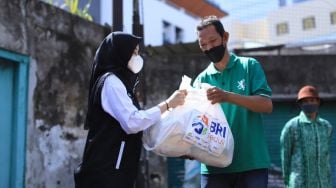 Penyaluran Bantuan Sembako Merupakan Dukungan dan Kepedulian BRI Group kepada Masyarakat di Bulan Ramadhan