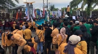 Demo Mahasiswa 11 April 2022, Aliansi Mahakam Sebut Isu Jokowi 3 Periode Digiring Terstruktur