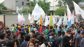 Terungkap! Dalang Kerusuhan di Aksi Demo 11 April Dibocorkan  BEM SI