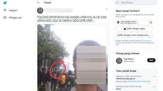 Viral Foto Bernarasi Provokasi Gebuki Ade Armando, Ada Potret Lelaki Tua Bertopi