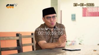 Dikroyok Massa Demo 11 April, Gus Nur: Ade Armando Nyaris Lebaran di Neraka