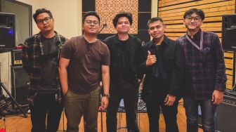 Juicy Luicy Raih Penghargaan Band Terpopuler di Ajang Bandung Music Awards