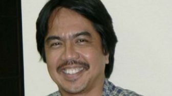 Mengenal Ade Armando, Dosen UI Dihajar Massa