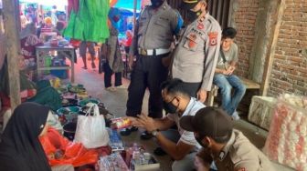 Polisi Sita Ratusan Petasan yang Dijual Bebas Selama Ramadhan di Kabupaten Pinrang