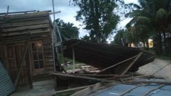 Satu Rumah di Aceh Tamiang Rusak Berat Diterjang Angin Kencang