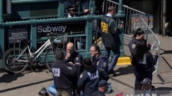 Aksi Penembakan Brutal Terjadi di Subway New York, Cederai 29 Orang