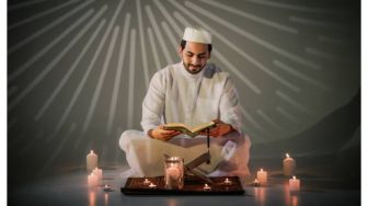 10 Keutamaan Tadarus Al Quran di Bulan Ramadhan, Bisa Mendapat Pahala Melimpah!