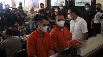 Berita Batam Kemarin: Putra Siregar Jadi Tersangka- Pejabat BP Batam Syaril Japarin Digantikan Wan Darussalam