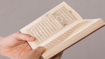 Daftar Bacaan Surat Pendek dalam Al-Quran yang Mudah Dihafal, Bisa Dibaca untuk Sholat Tarawih dan Witir