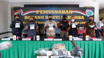 Ditresnarkoba Polda Jateng Musnahkan 20 Kilogram Ganja dan 4 Kilogram Sabu Hasil Operasi Bersinar Candi 2022