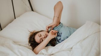 Jarang Diketahui, Ini 4 Manfaat Tidur Siang bagi Tubuh