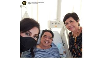 Pihak Rumah Sakit Belum Izinkan Ade Armando Pulang, Keluarga: Masih Intensif Dipantau Dokter