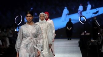 Wardah Beauty Conference Indonesia Fashion Week 2022