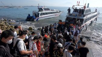 Penyeberangan ke Nusa Penida Meningkat