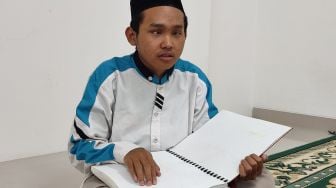 Kisah Zaenal, Remaja Tunanetra di Tangerang, Sempat Terpuruk Kini Hafal 5 Juz Al Quran