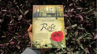 Ulasan Novel Rose: Gadis Penyunggi Martabat Keluarga