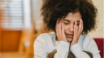 6 Tanda Kamu Mengalami Kelelahan Emosional, Pernah Merasakannya?