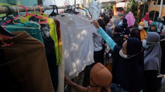 Thrifting Bikin Resah Pengusaha Tekstil Lokal
