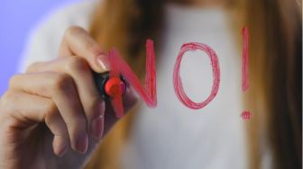 4 Situasi yang Tak Perlu Membuatmu Merasa Bersalah untuk Mengatakan "Tidak"