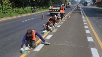 Bukan Sekadar Pelengkap, Ini Fungsi dan Pengertian Markah Jalan