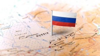 Sedang Jalan dengan Jurnalis, Politikus Oposisi Rusia Ditahan di Moskow