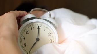 Selalu Kesiangan? Lakukan 4 Tips Ini agar Tidak Terlambat Sahur