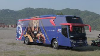 Dikasih Info Mazzeh! Juragan 99 Gelar Sayembara Rebranding Bus Arema FC