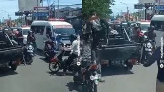 Viral Video Aksi Anarkis Pengantar Jenazah di Kota Makassar, Polisi Kejar Pelaku