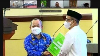 Gubernur Sulsel Andi Sudirman Ajak ASN Salurkan Zakat Melalui Baznas