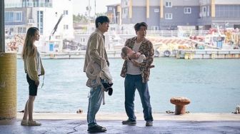 Film Broker: Film Terbaru Kang Dong Won yang Tawarkan Sudut Pandang Berbeda