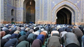 Bacaan Doa Setelah Sholat Tarawih serta Keutamaan Mengerjakannya di Bulan Ramadhan