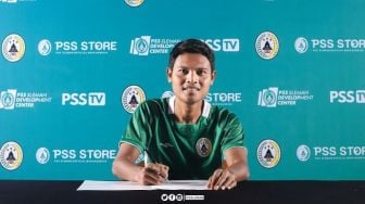 Resmi Berseragam PSS Sleman, Fandi Eko Utomo: Alhamdulillah, Saya Senang Gabung Super Elja