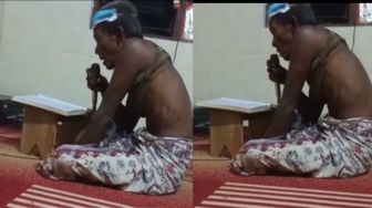 Viral Pria ODGJ Tadarus di Masjid, Pakaiannya Tak Layak Tapi Lancar Baca Al-Quran