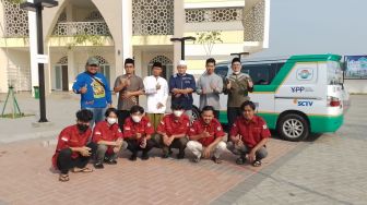 Sambut Hari Raya, Yayasan Bahtera Maju Indonesia Bersih-bersih 30 Masjid di Bulan Ramadhan